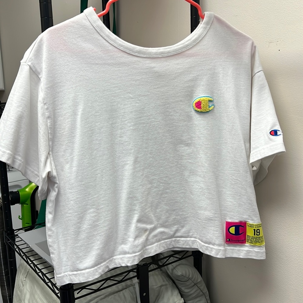 Champion Cropped Reverse Weave Carpet Logo White T-shirt size Large
